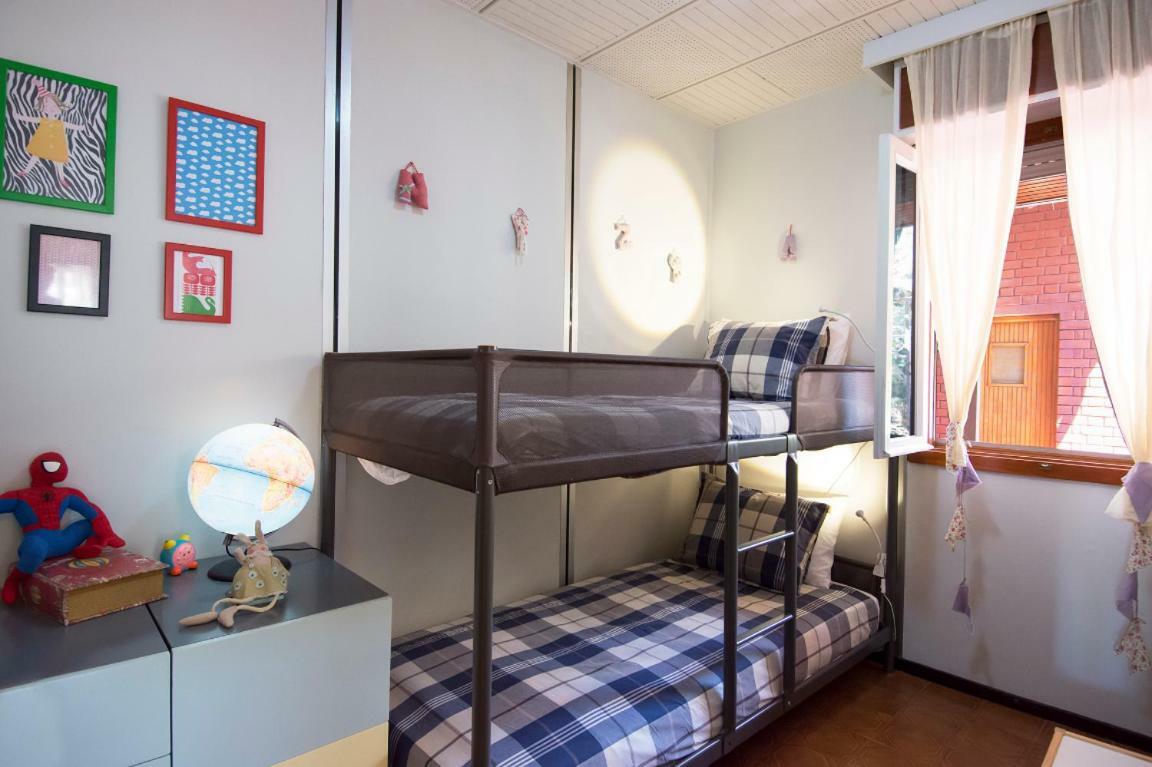 The Boucamviglia Beach House Saronida Kültér fotó
